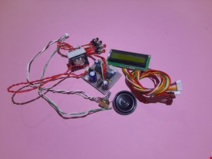  ردیاب فرکانسی اسپوفر دارای چوک مخابراتی و تنظیم اتوماتیک امواج آزاد و تنظیم دستی فرکانس دلخواه و تنظیم اوتومات فرکانس های فلزات 